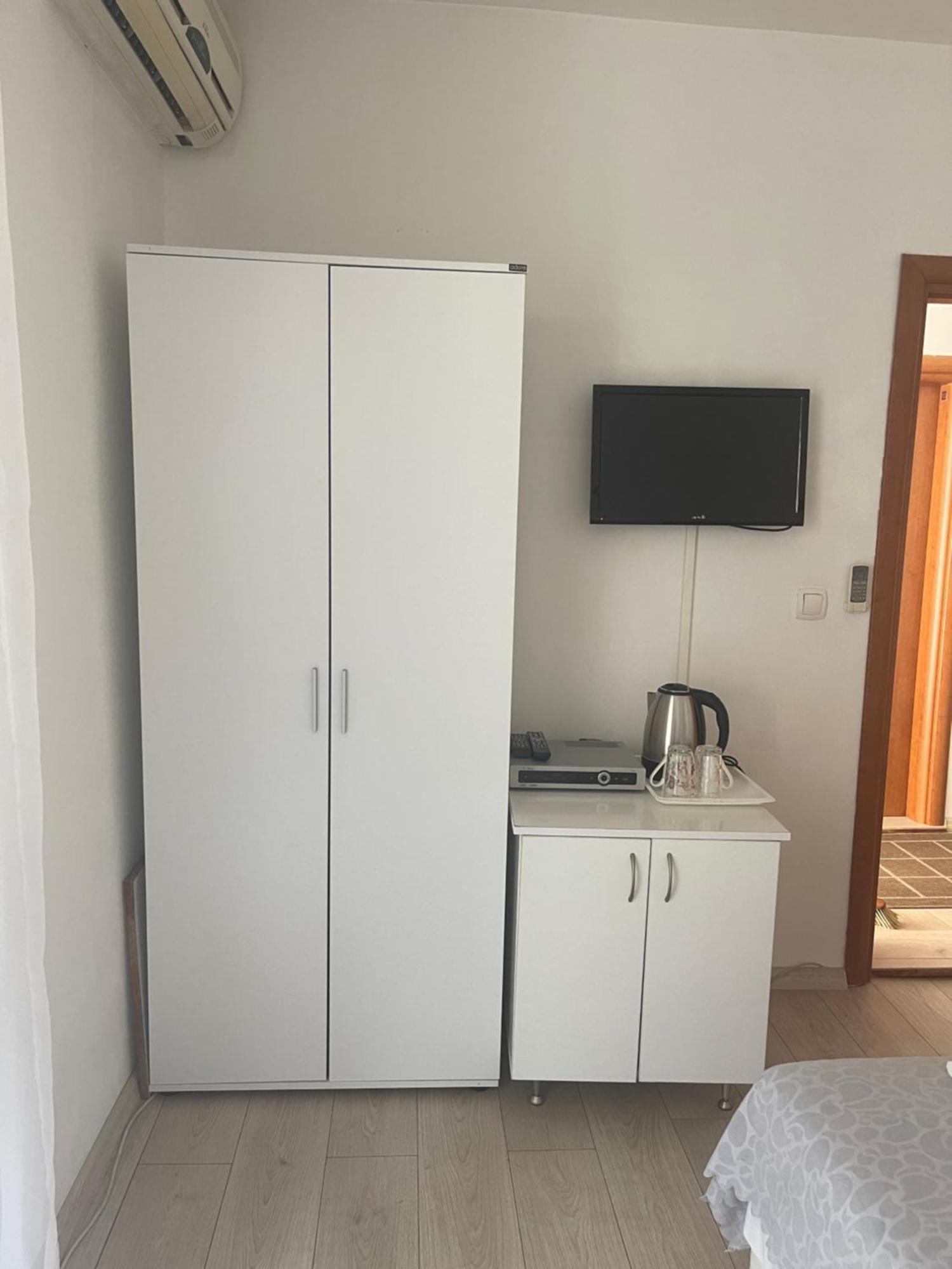 Guest House Jasna Budva Ngoại thất bức ảnh